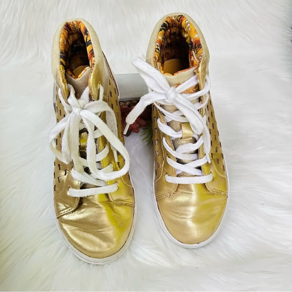 Disney D-Signed Crownin Around Gold Metallic Crown High Top Shoes, 3